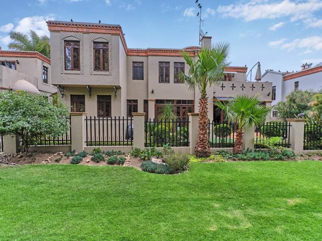 Townhouse for rent in Nooitgedacht, Gauteng