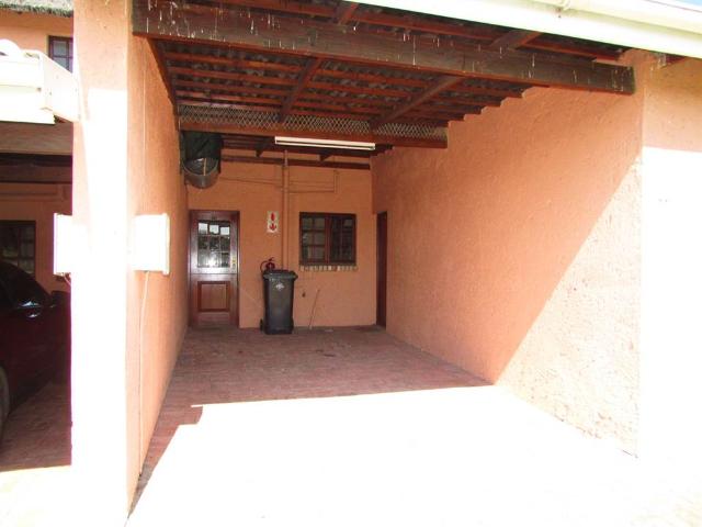 Townhouse for sale in Bushmans River Mouth, Eastern Cape