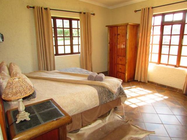 Townhouse for sale in Bushmans River Mouth, Eastern Cape