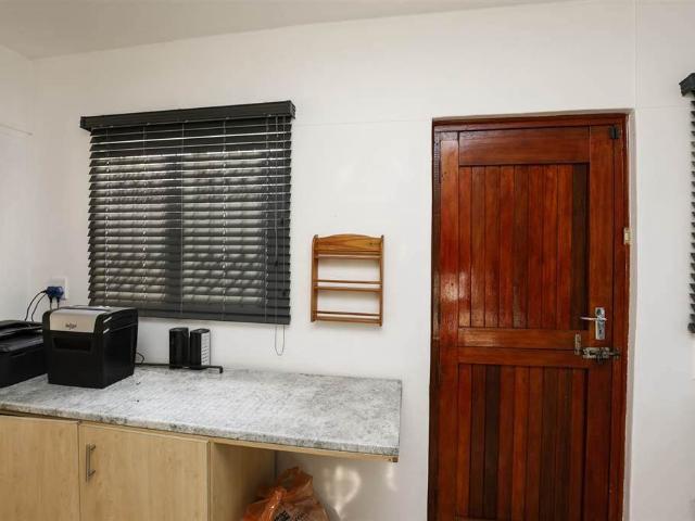 Townhouse for sale in Seaview, Kwazulu-natal
