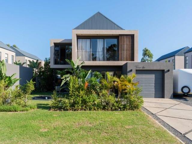 Townhouse for sale in Princess Grant, Kwazulu-natal
