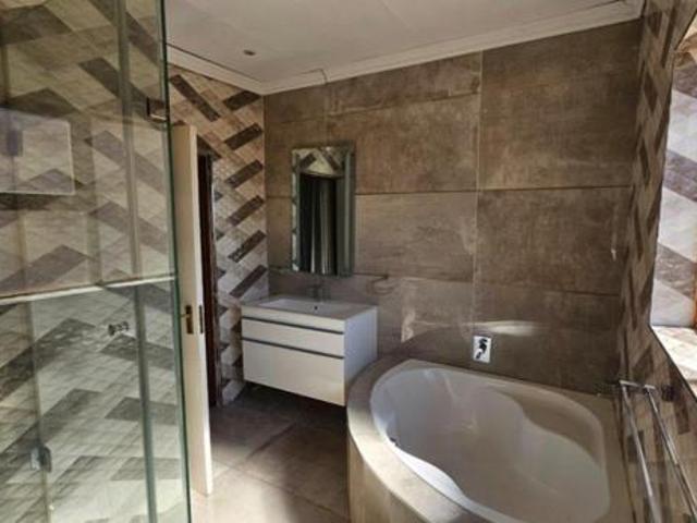 Townhouse for sale in Sedibeng, Gauteng