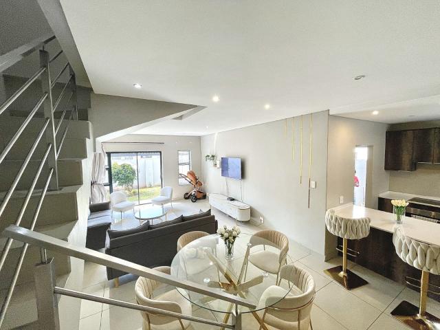 Townhouse for sale in Waterkloof, Gauteng