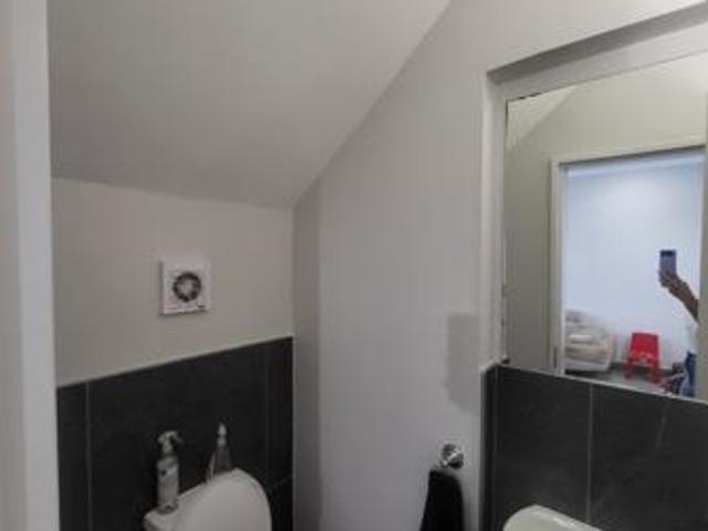 Townhouse for rent in Waterkloof, Gauteng