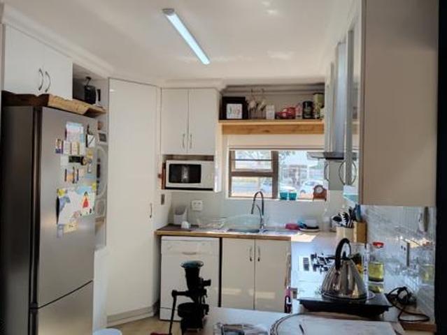 Townhouse for sale in Jeffreys Bay, Kouga Local Municipality