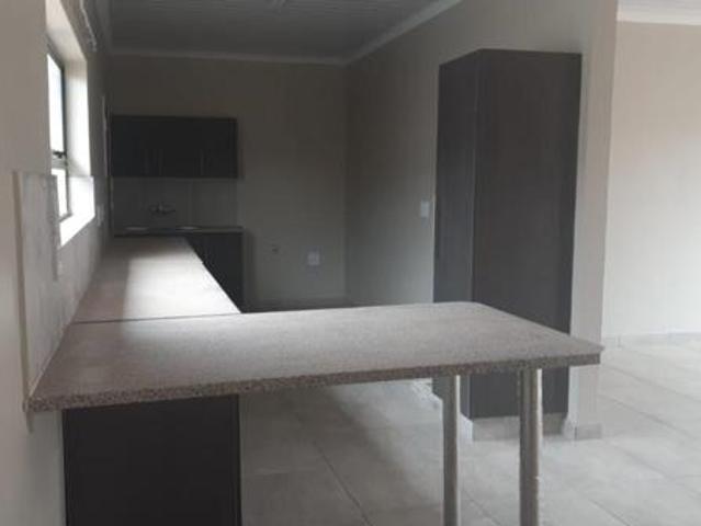 Townhouse for rent in Dr Kenneth Kaunda, North West