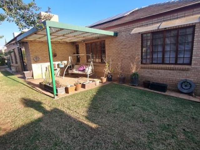 Townhouse for sale in Westonaria, Gauteng