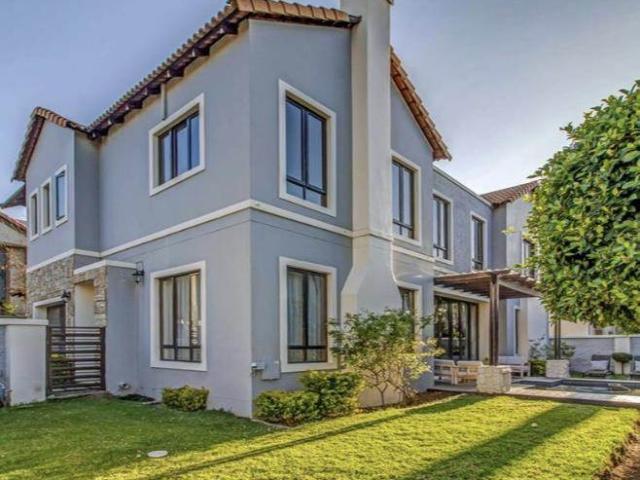 Townhouse for sale in Vosloorus, Gauteng