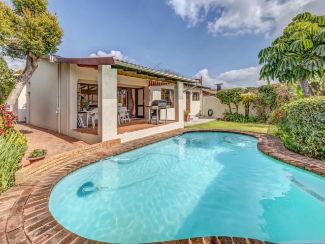 Townhouse for sale in Sandton
