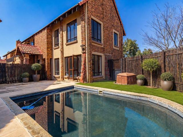 Townhouse for sale in Ekurhuleni, Gauteng