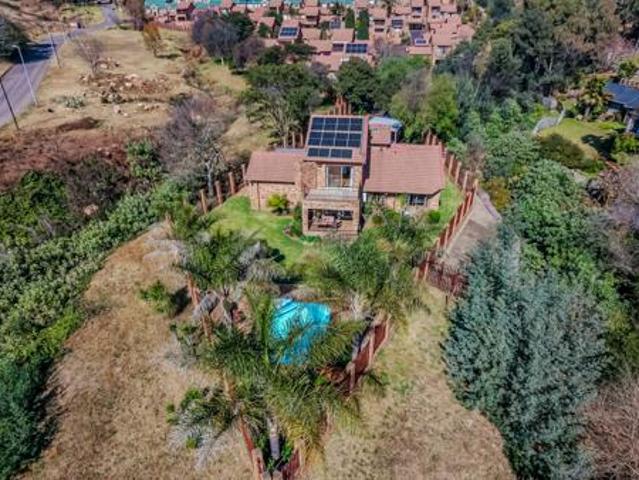 Townhouse for sale in Westonaria, Gauteng