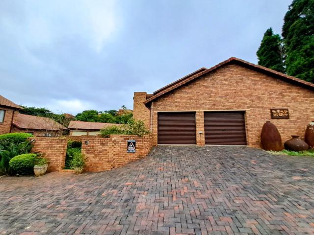 Townhouse for sale in Nooitgedacht, Gauteng