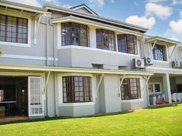 Townhouse for sale in Kwazulu-natal