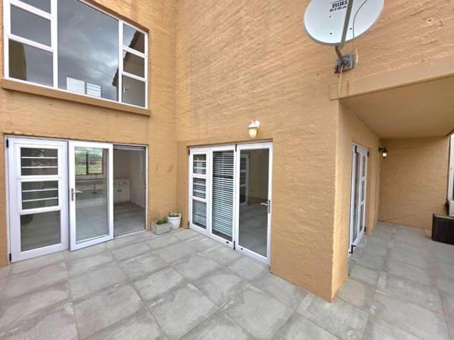 Townhouse for sale in Rosendal, Free State