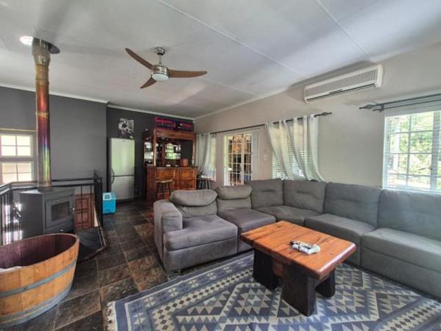 Townhouse for rent in North West
