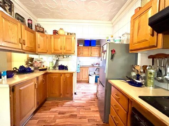 Townhouse for sale in Ifafi, Hartebeespoort