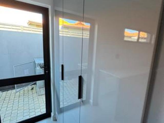 Townhouse for sale in Seaview, Kwazulu-natal