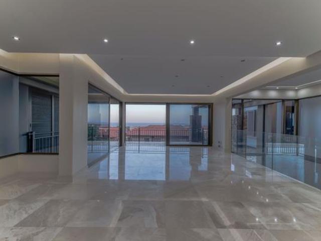 Townhouse for sale in Seaview, Kwazulu-natal