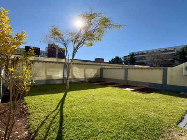 Townhouse for rent in Vosloorus, Gauteng