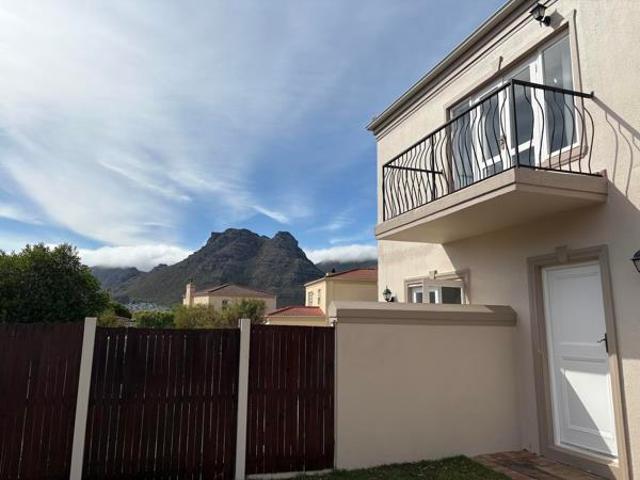 Townhouse for rent in Cape Town, Western Cape
