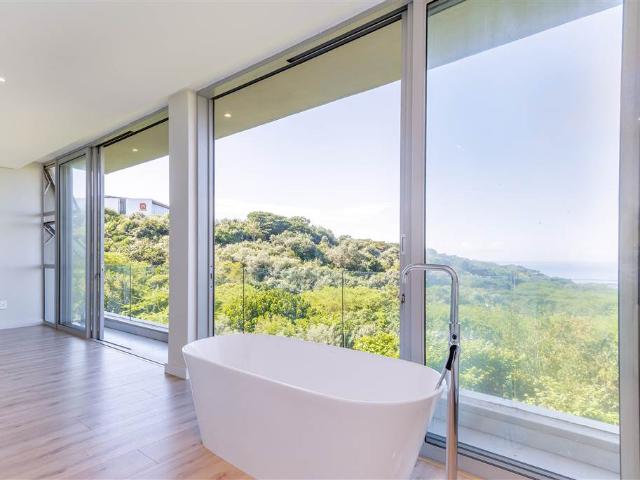 Townhouse for sale in Seaview, Kwazulu-natal