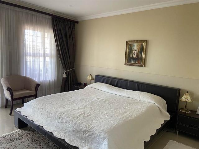 Townhouse for sale in Seaview, Kwazulu-natal