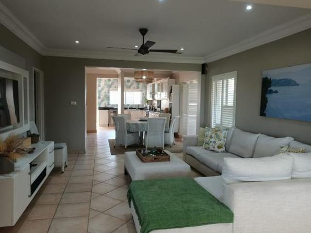 Townhouse for rent in Seaview, Kwazulu-natal