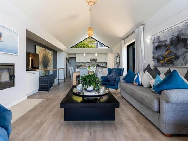 Townhouse for sale in Cape Town, Western Cape