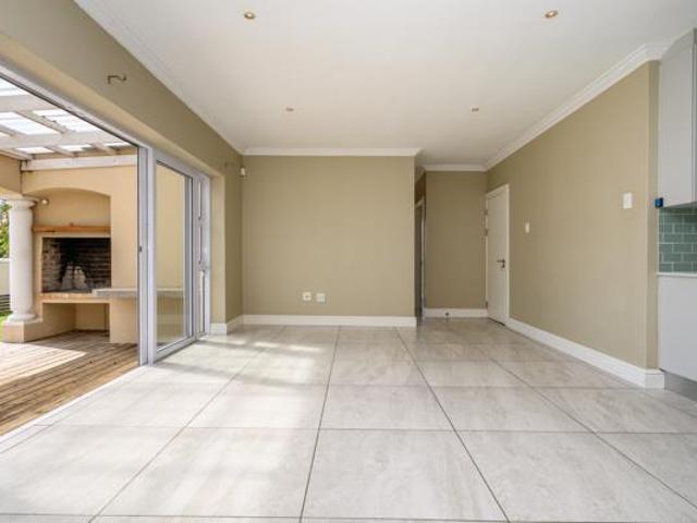 Townhouse for sale in Nelson Mandela Bay Ward 18, Nelson Mandela Bay Metropolitan Municipality