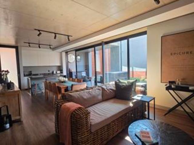 Townhouse for rent in Waterkloof, Gauteng