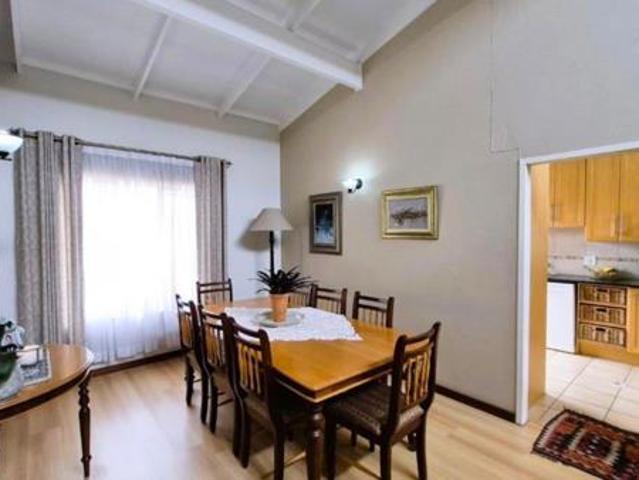 Townhouse for rent in Waterkloof, Gauteng
