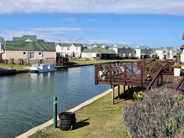 Townhouse for sale in Cape St Francis, Eastern Cape