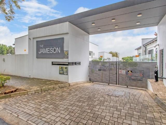 Townhouse for sale in Johannesburg, City of Johannesburg Metropolitan Municipality