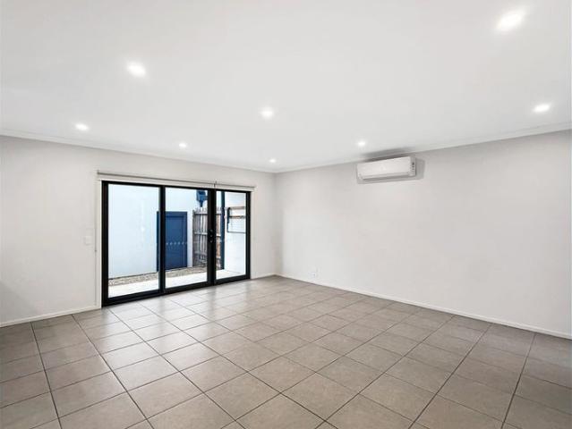 Townhouse for rent in Camerons Creek, Victoria