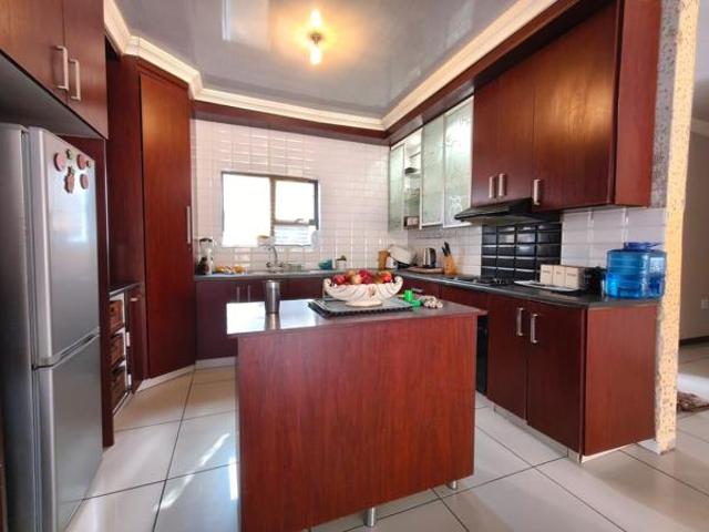 Townhouse for sale in Dr Kenneth Kaunda, North West