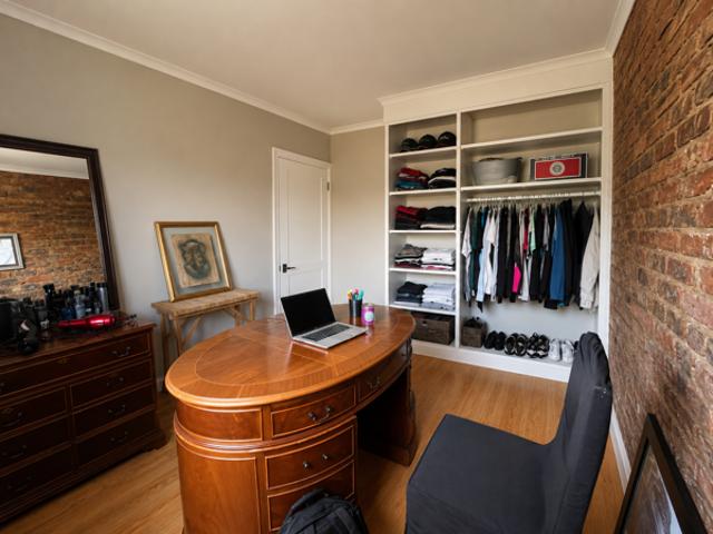 Townhouse for rent in Waterkloof, Gauteng