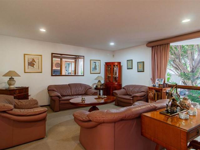 Townhouse for sale in Vosloorus, Gauteng