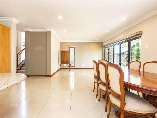 Townhouse for sale in Seaview, Kwazulu-natal