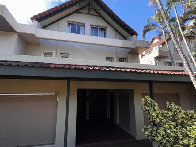 Townhouse for sale in Richards Bay, uMhlathuze Local Municipality