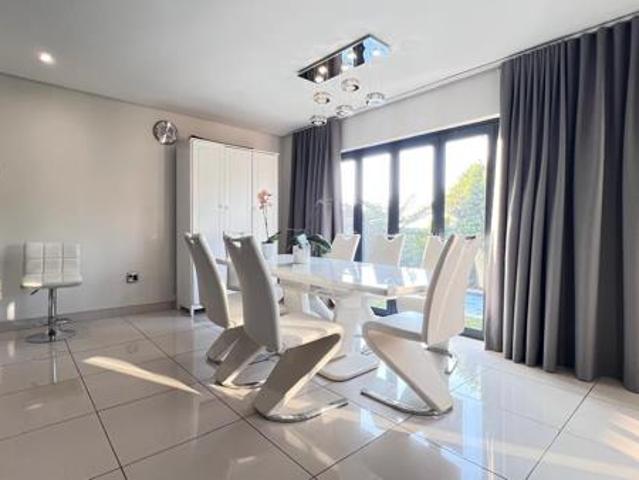 Townhouse for rent in Vosloorus, Gauteng