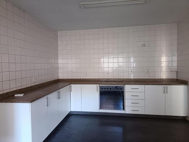 Townhouse for rent in Seaview, Kwazulu-natal