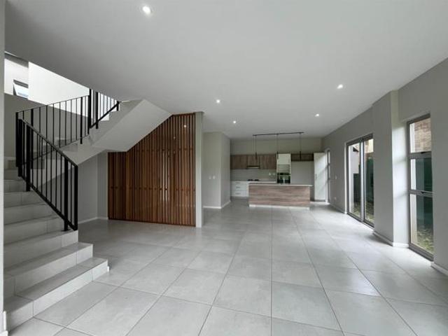 Townhouse for sale in Princess Grant, Kwazulu-natal