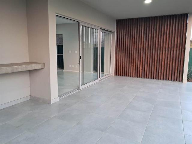 Townhouse for sale in Princess Grant, Kwazulu-natal