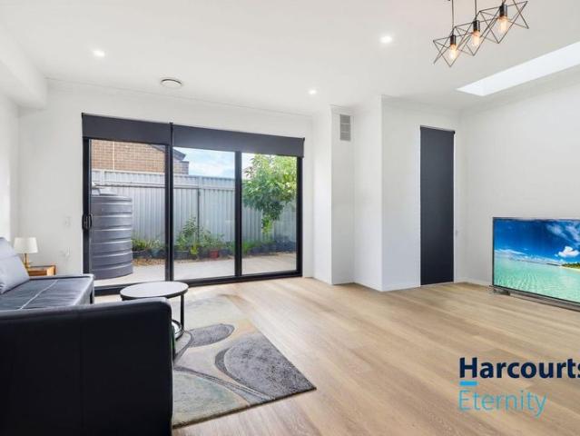 Townhouse for rent in Sydney, New South Wales