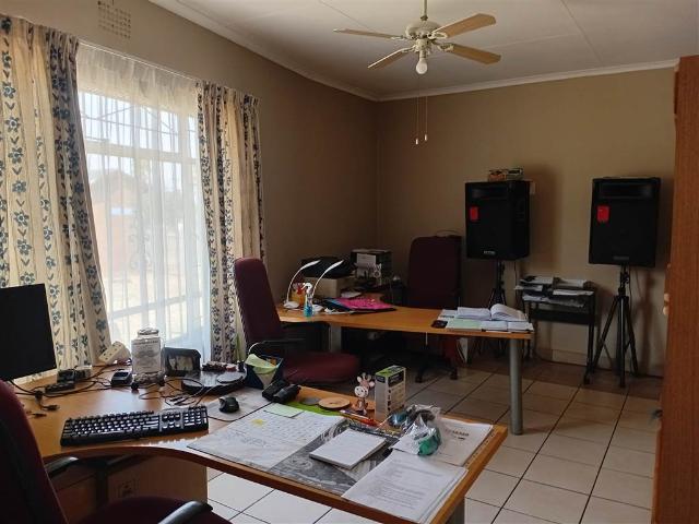 Townhouse for sale in Ekurhuleni, Gauteng