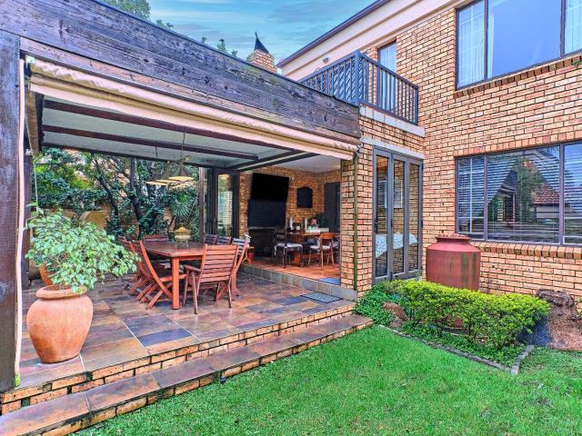 Townhouse for sale in Nooitgedacht, Gauteng