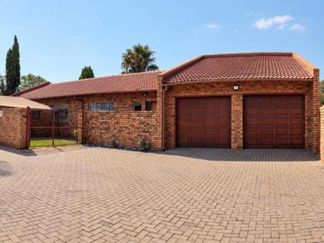 Townhouse for sale in Witbank, Mpumalanga