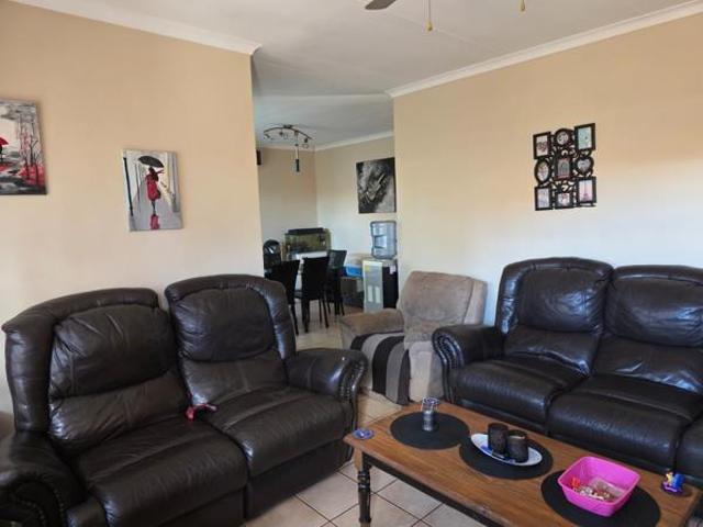 Townhouse for rent in Tlhabane, North West