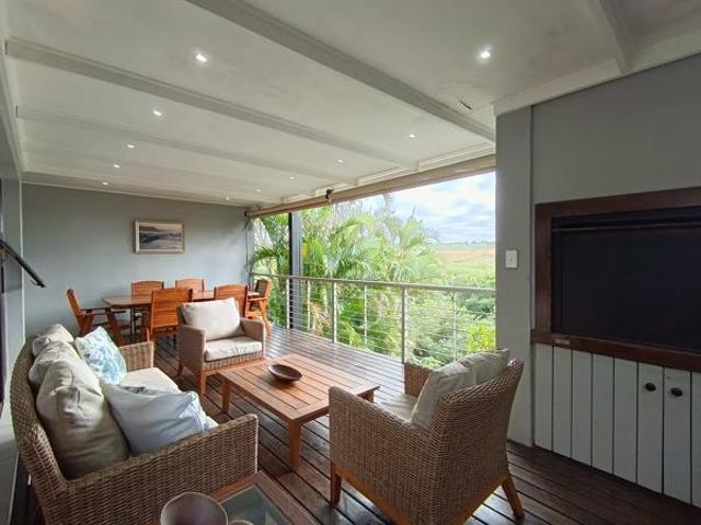 Townhouse for sale in Princess Grant, Kwazulu-natal