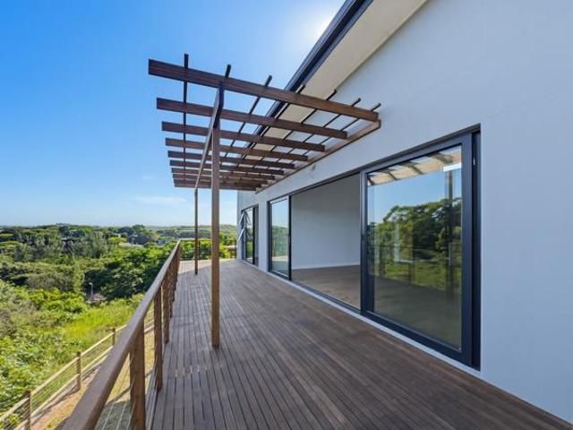 Townhouse for sale in Princess Grant, Kwazulu-natal